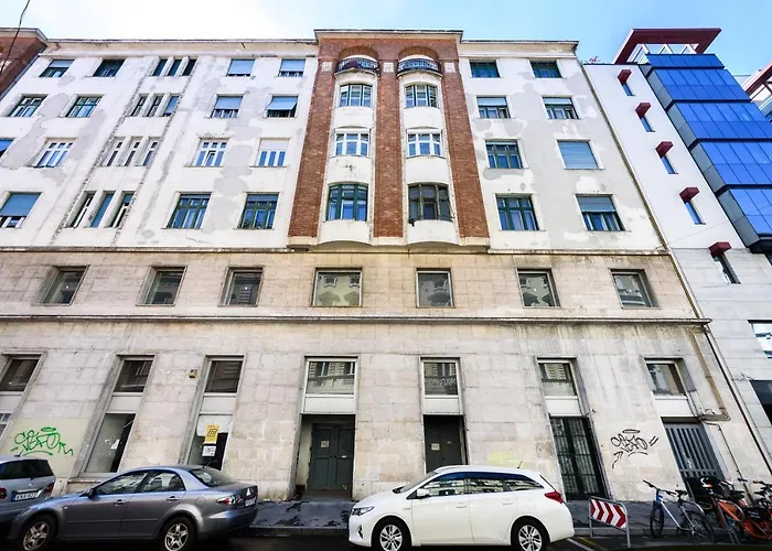 Rakoczi Road Location * Budapesta