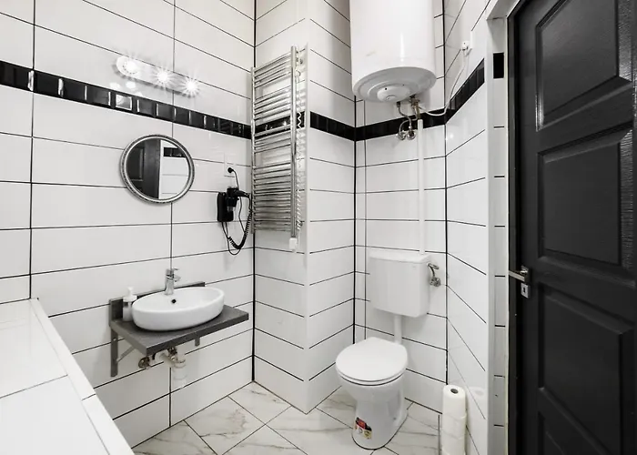 Rakoczi Road Location