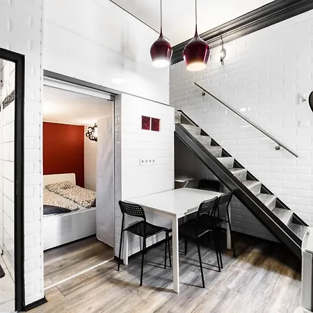 Rakoczi Road Location Apartment